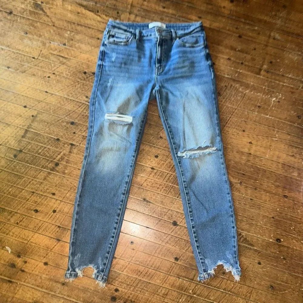 Kancan destroyed raw hem 11/29 normcore slimming jeans